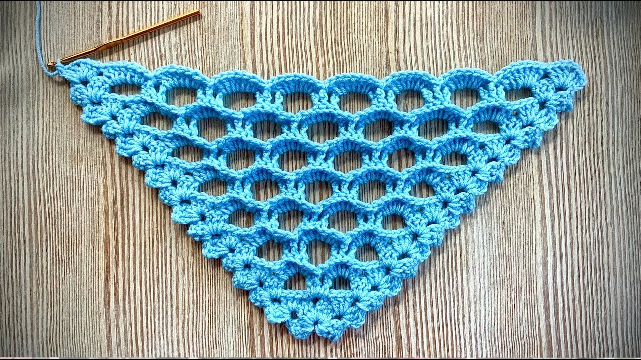 Tuchmuster MAJA 🐝 nur 2 Musterreihen;) #häkeln #petraperle #crochet  #dreieckstuch #tuchmuster