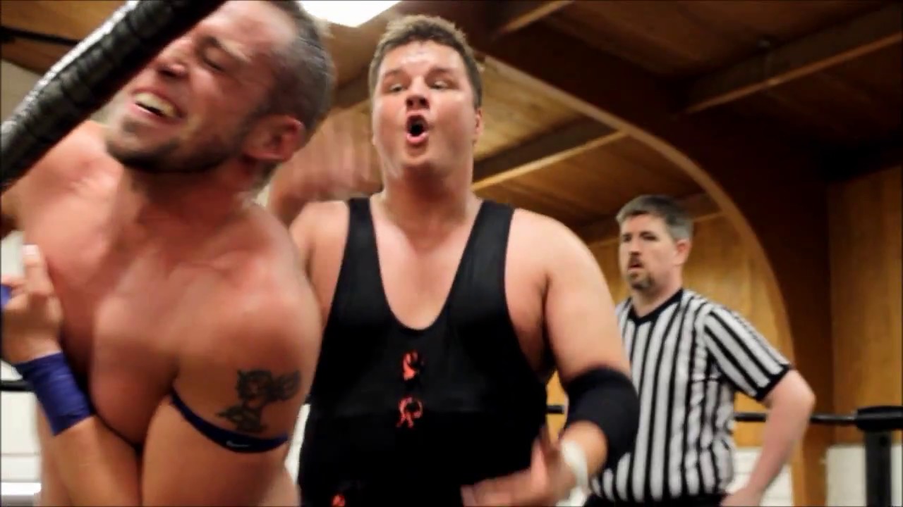 WOE - Leone Mephisto vs Kyle Roberts - Heavyweight Title Match