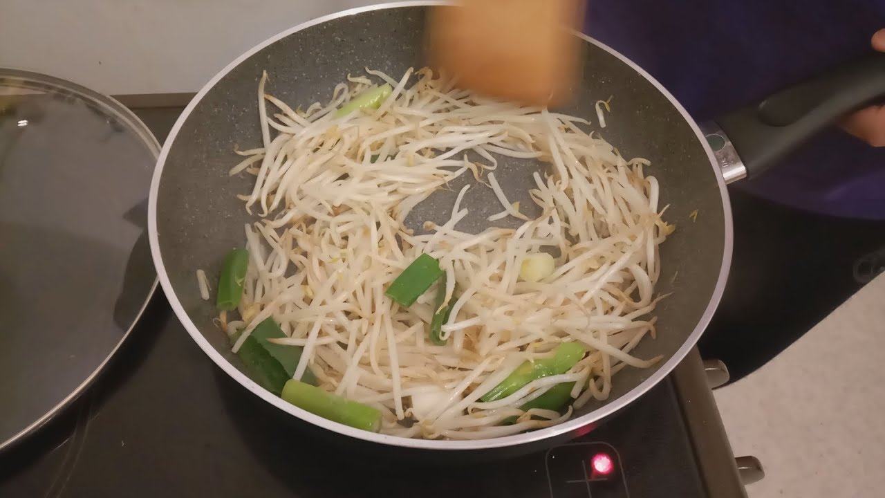 Einfach Essen #11 - Gebratene Sojasprossen (炒豆芽菜)