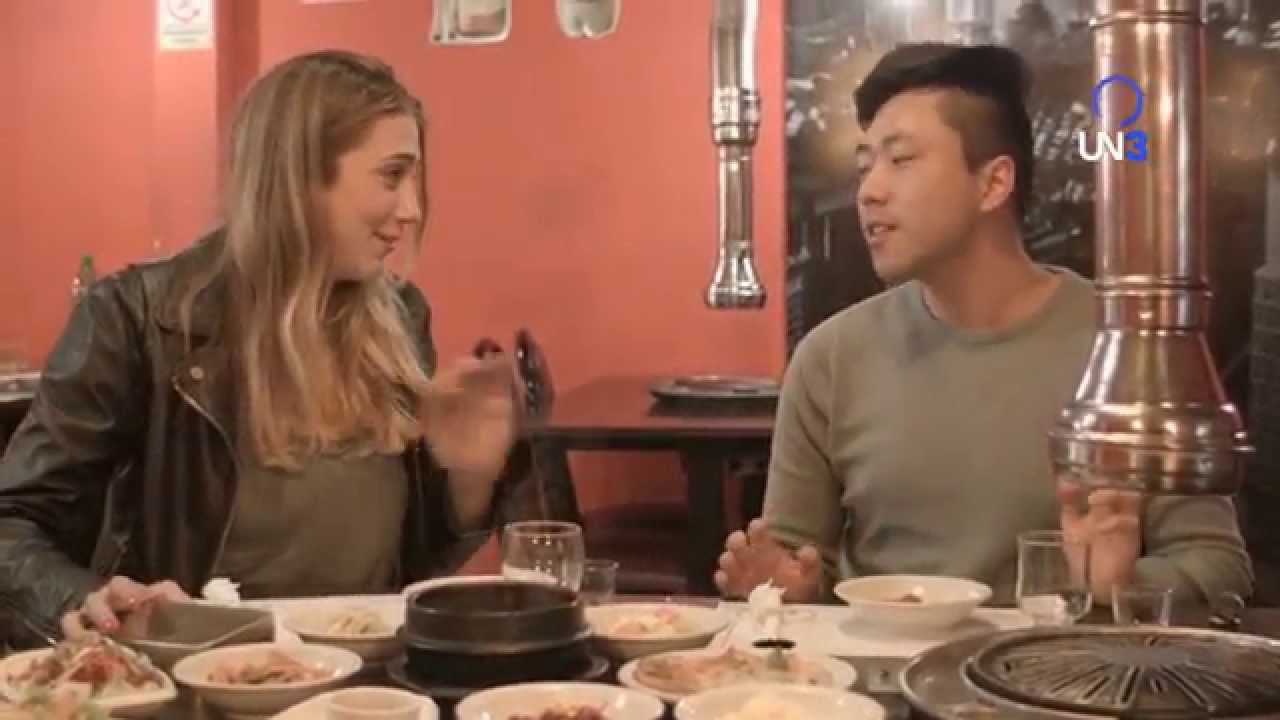 PICK UP THE FORK | Invasi&oacute;n Asi&aacute;tica