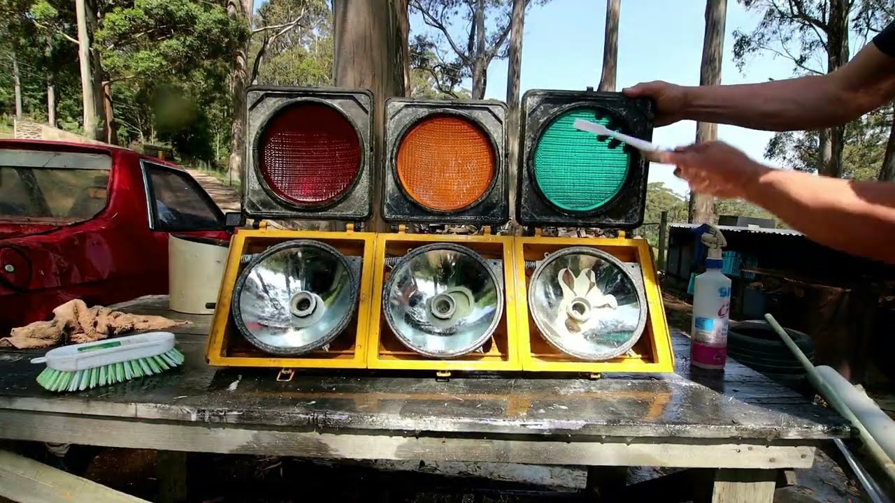1970s AWA Traffic Light Restoration