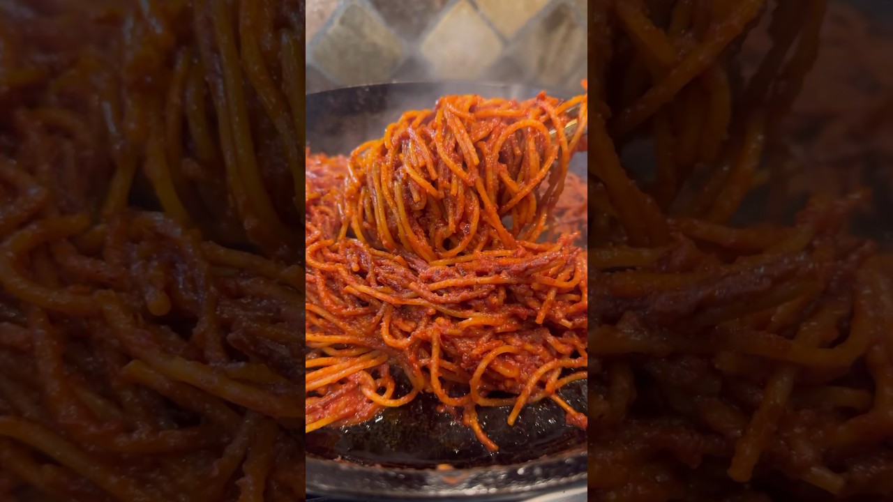 Эти спагетти от Ассасина просто потрясающие! 🍝 #еда #гурман #шорты