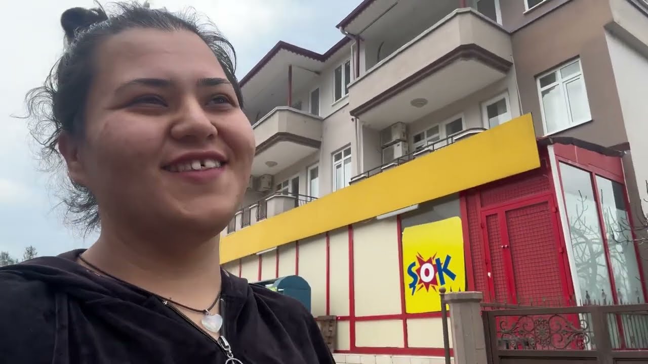 İftar hazırlığı misafirlerimiz var - Tavuklu körili makarna ,Havuç tarator ve tavuk çorbası