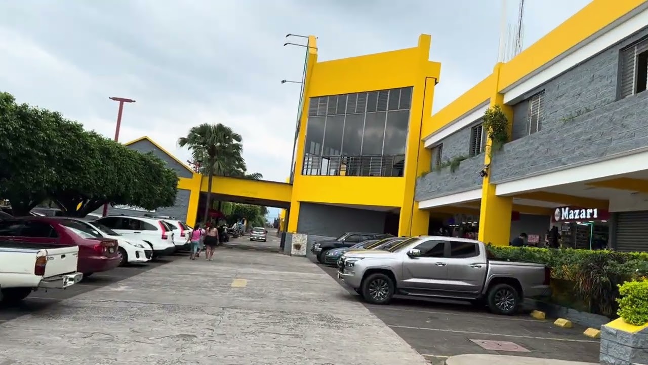 Recorriendo Metamercado de Coatepeque Guatemala 2025