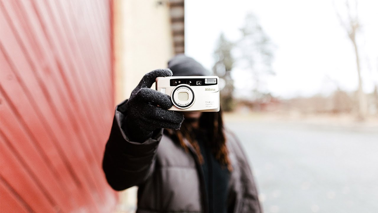 Shooting Portraits with ONLY a 35mm point & shoot camera