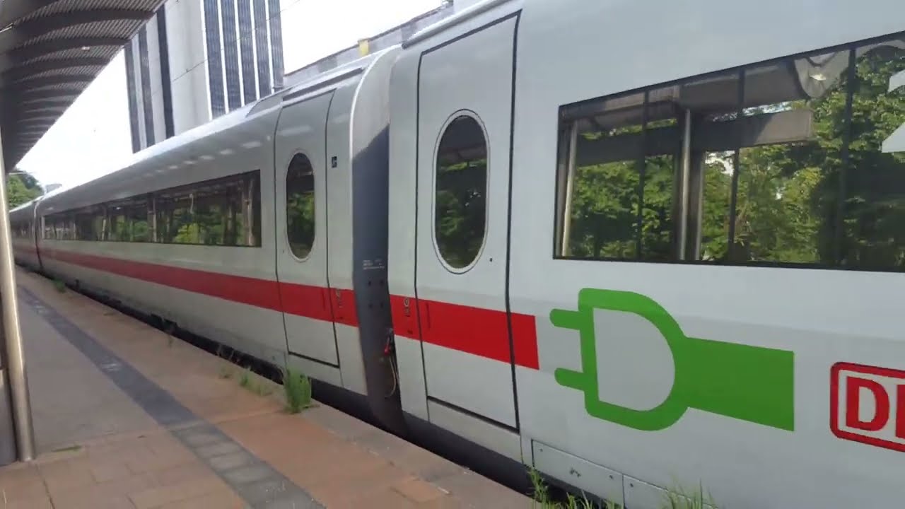 2x ICE 2 in Hamburg Dammtor: ICE633/683 München Hbf
