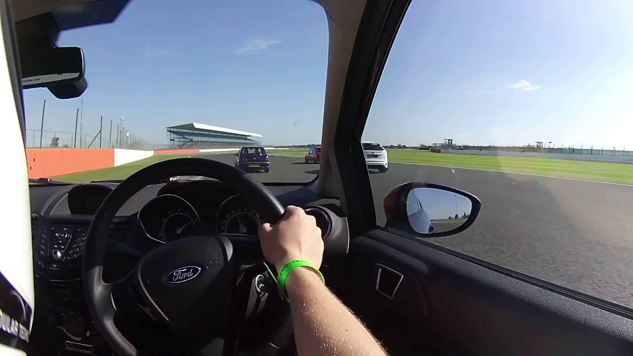Ford Fair 2016 Track Session Ford Fiesta Black Edition