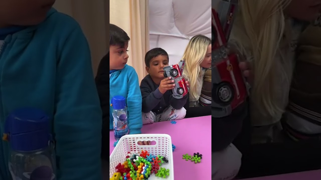 Hadise Unicef &Ccedil;ocuk Hakları Savunucusu Hatay'da depremzede &ccedil;ocuklar ile bir araya geldi 😍 #hadise