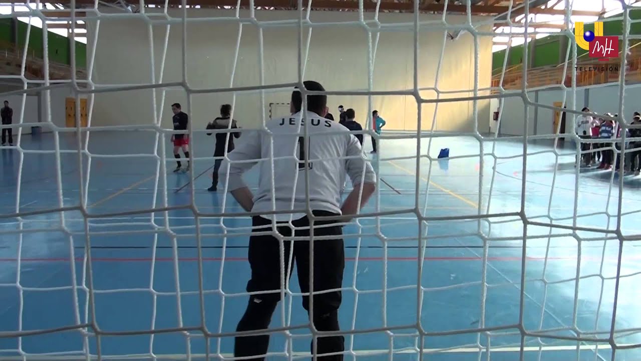 UMH TV - Jugar al fútbol sin ver