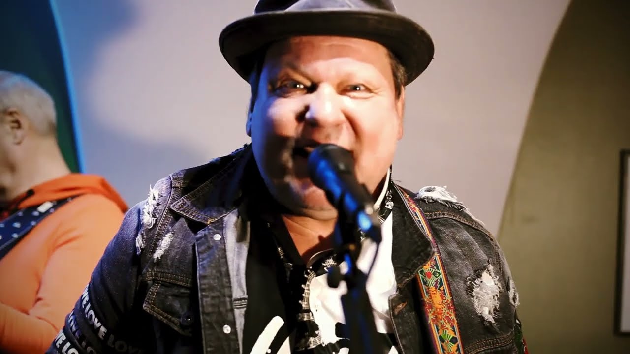 BLUES FIELDS - It Drives Me Crazy (A. Belkin)
