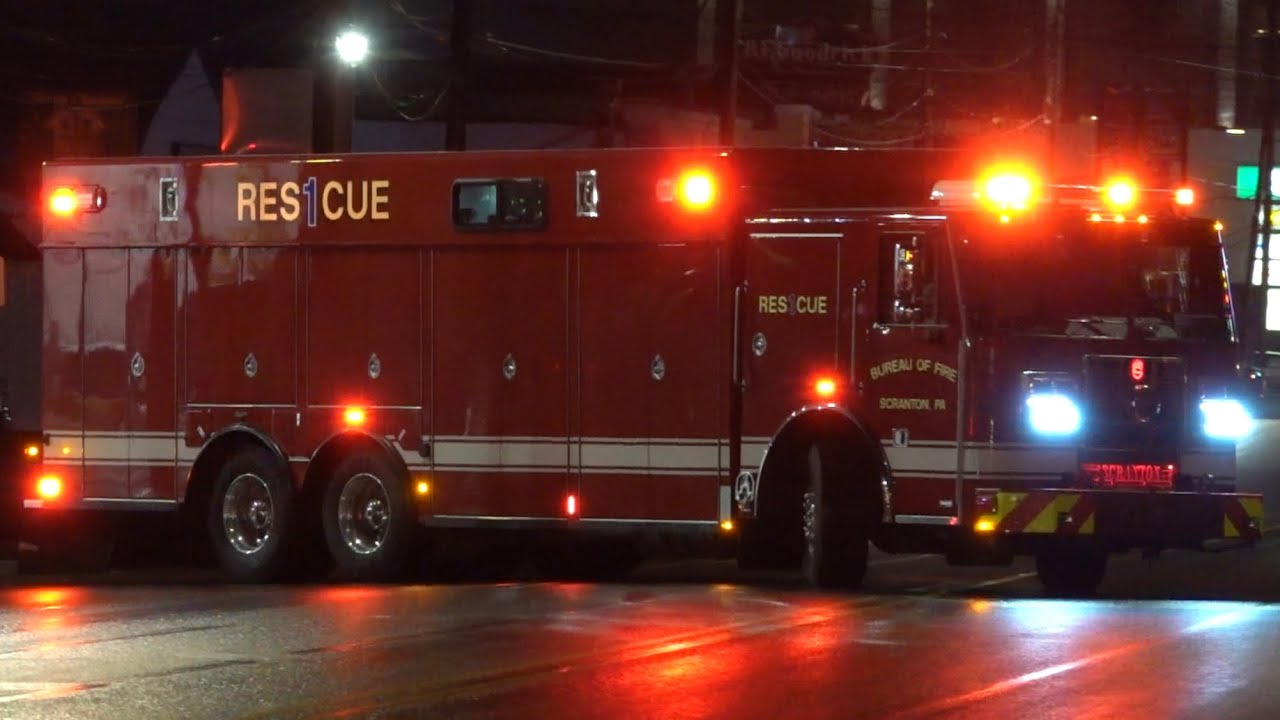 Scranton Fire Department BRAND NEW Rescue 1 Responding 1/3/23(2)