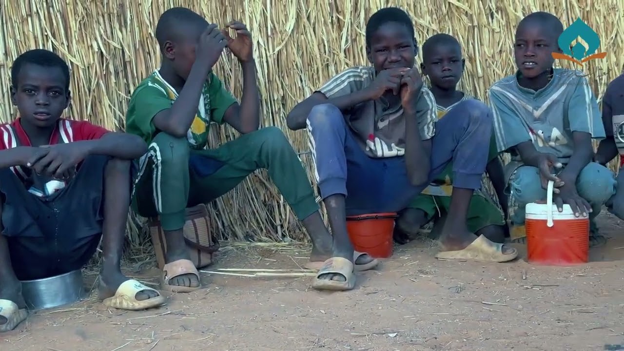وزعت جمعية المنابر القرآنية ضمن مشروع إطعام السودان على إخواننا اللاجئين السودانيين في تشاد،