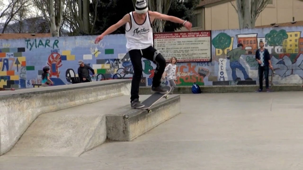 INSANELY Technical Skateboarding!