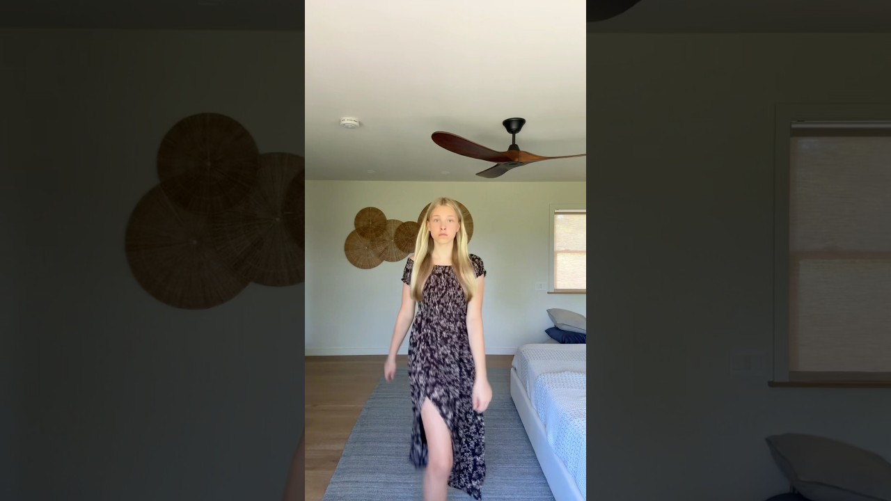 My model face🤣#shorts #shortsfeed #tiktok #adiaava #trending #modelface #funny #trend #relatable