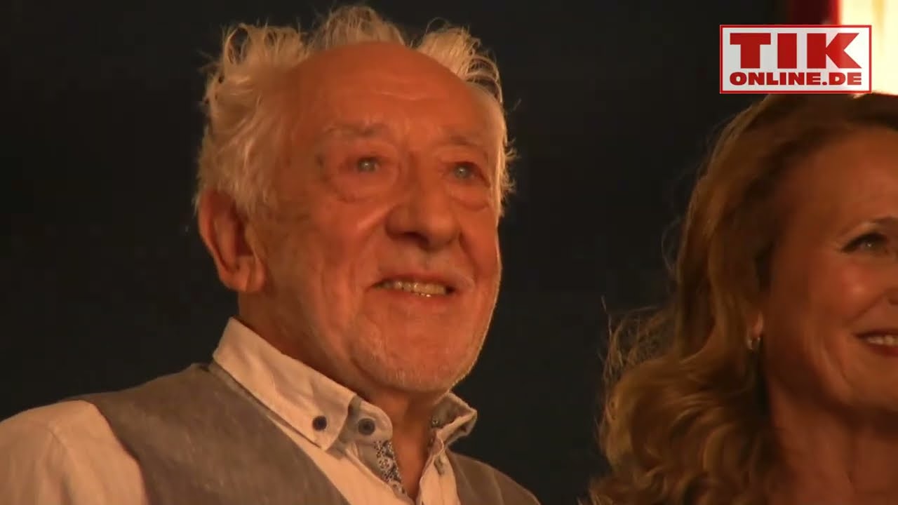 Dieter Hallervorden: Emotionen pur am 90. Geburtstag! Theaterpremiere, VIP-G&auml;ste & seine Botschaft