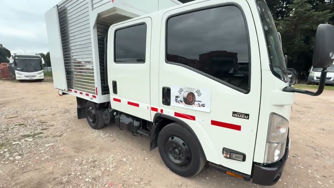 Chevrolet Nhr doble cabina 2022