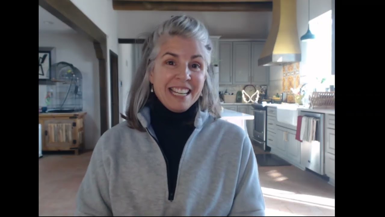 👑Someone learning truth & calling 🤡person out around lies about you. You've moved on--glow up!