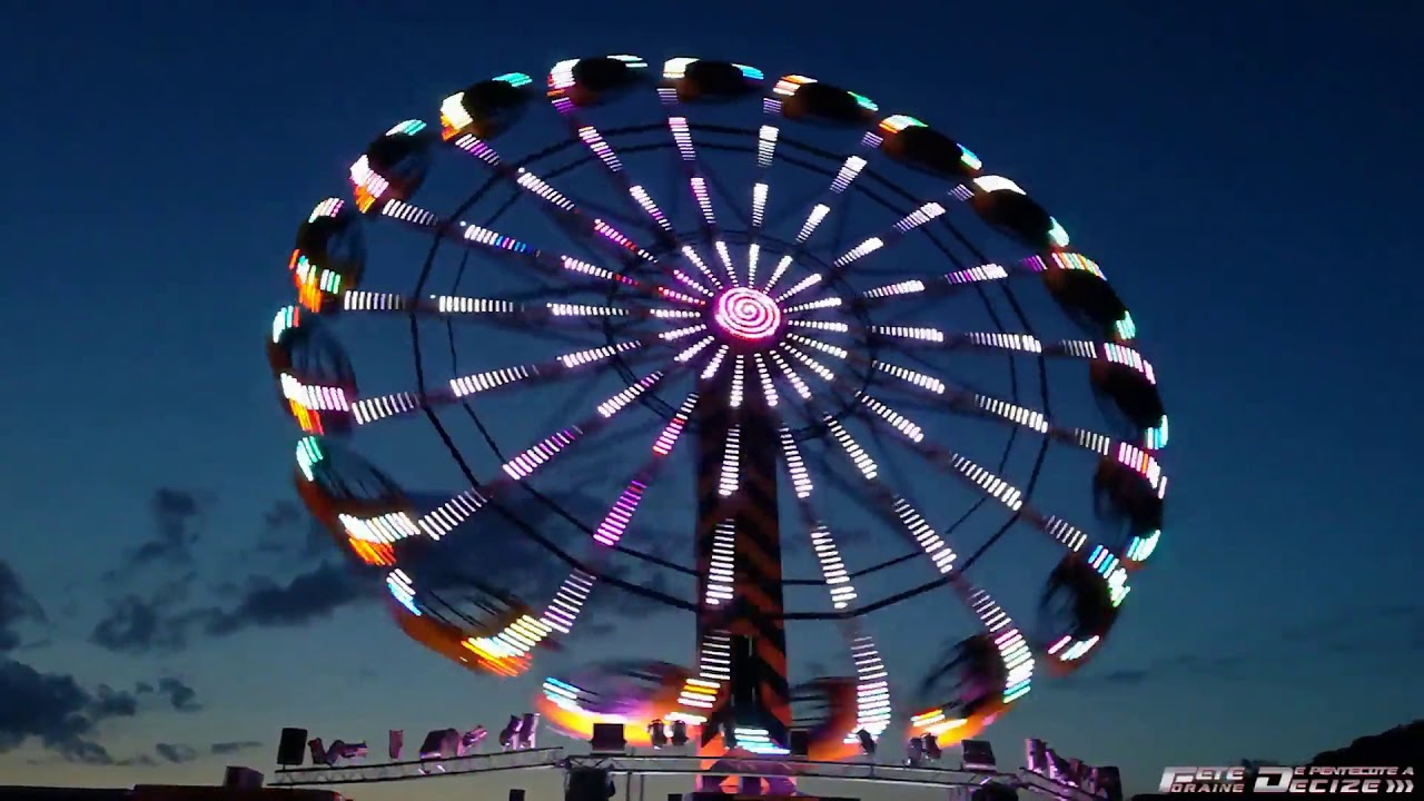 Le Space Fire de nuit à la fête foraine de Decize - Edition 2018
