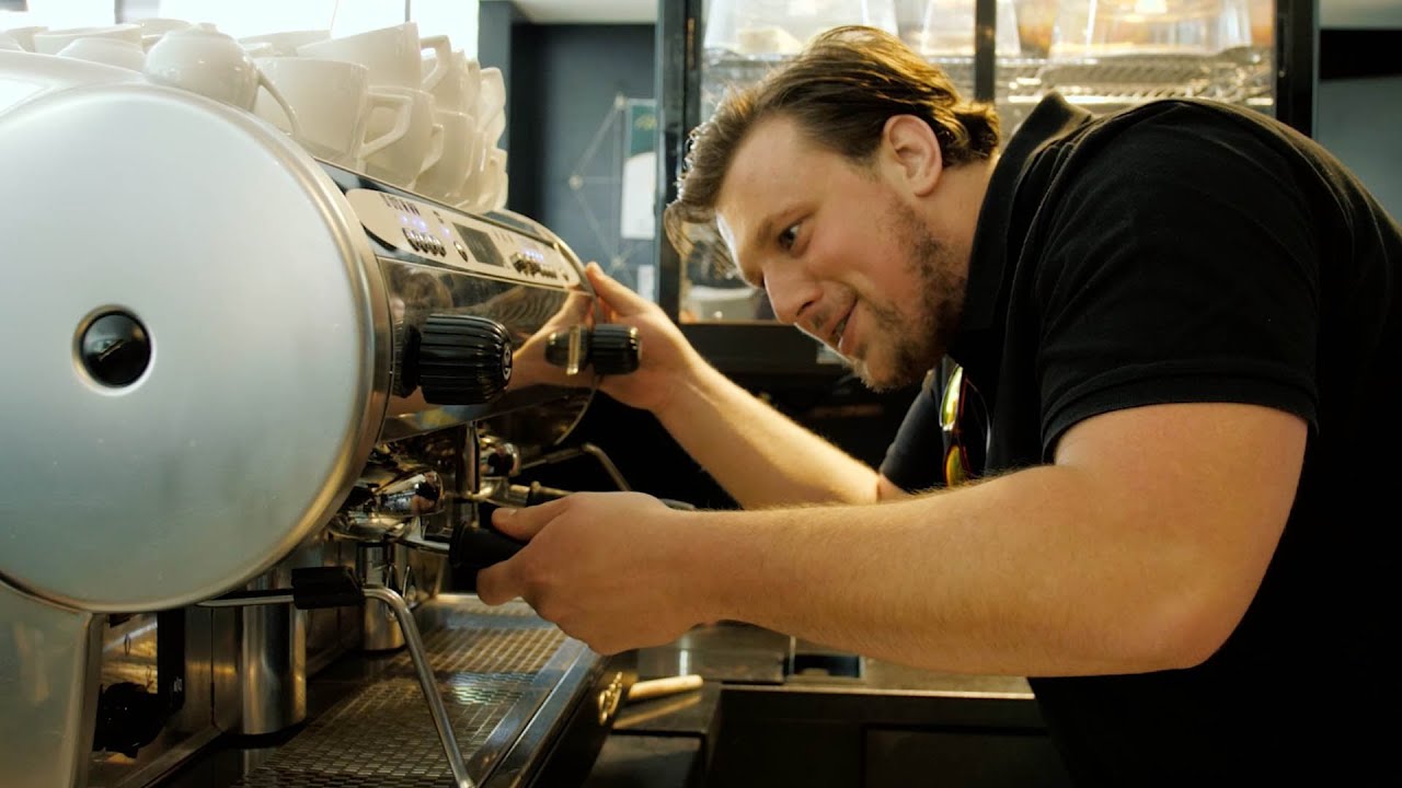 Domi Haly v telKE - Barista