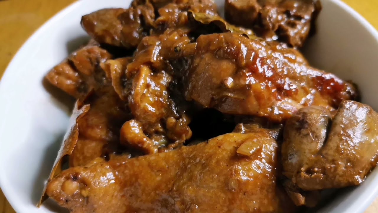 CHICKEN ADOBO WITH LIVER panlasang pinoy | pagkaing pinoy recipe #chickenadobo #lutosamanok