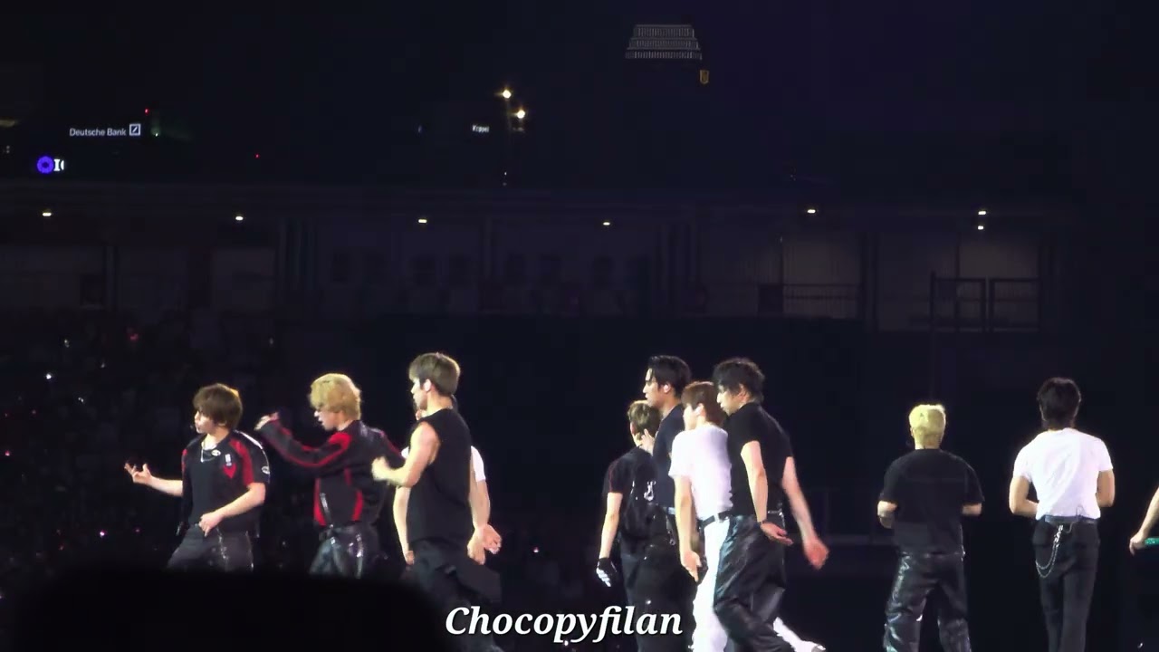 260307 SEVENTEEN NEW_ in Singapore - Hot