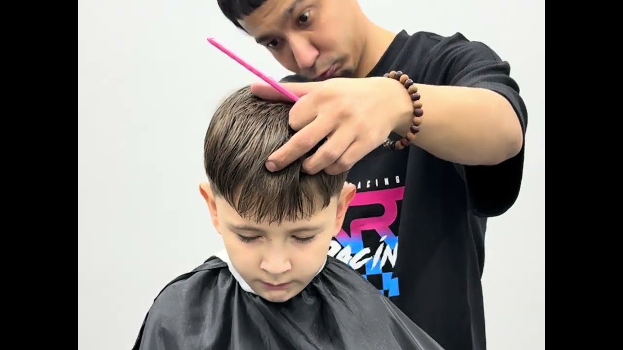 Постриг друга моей дочки 😁💇🏻‍♂️ скорость х2 