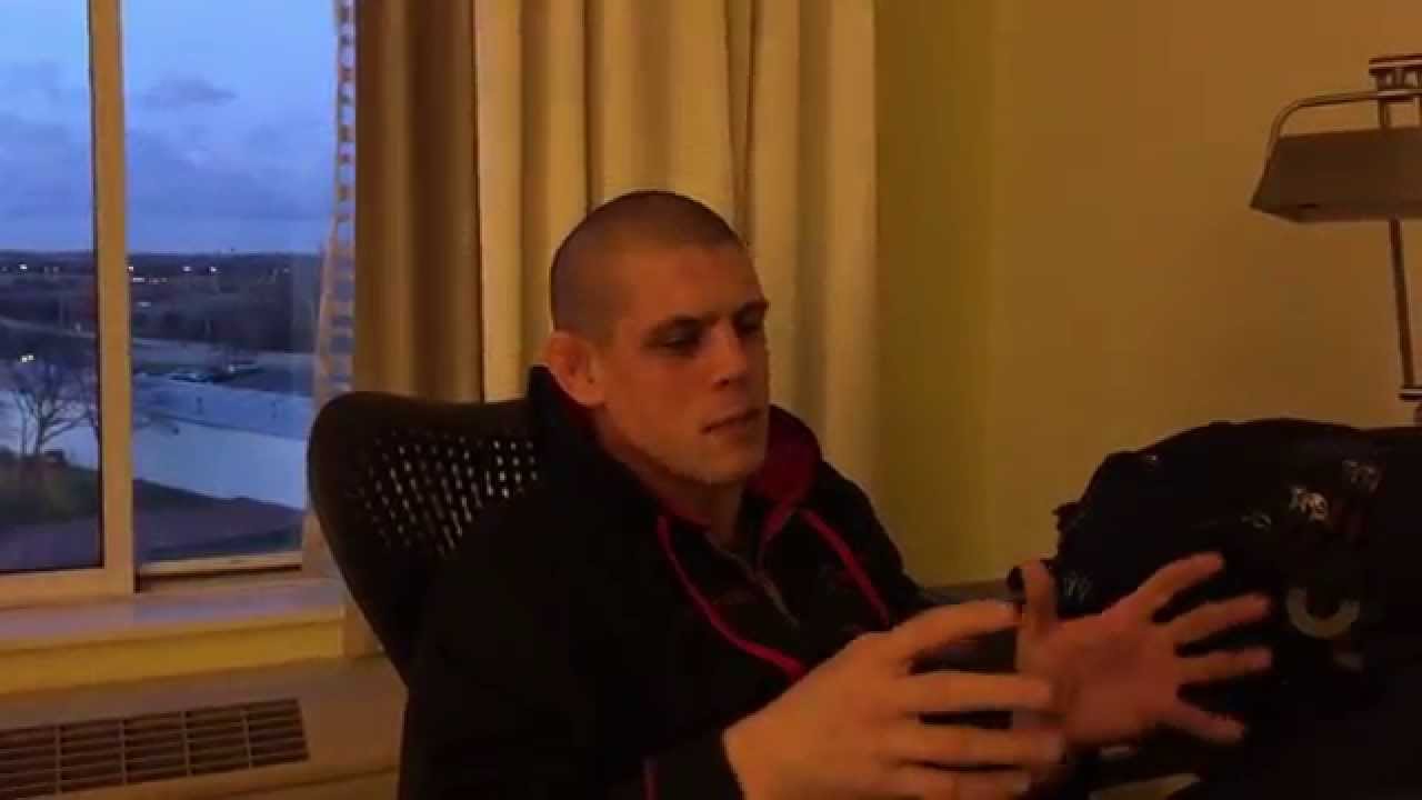 Joe Lauzon Story Time (Great Story)
