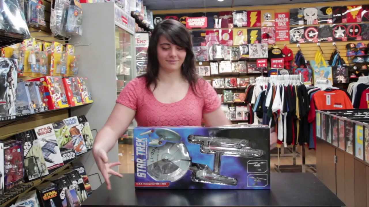 Star Trek Original Series Enterprise Cutaway Model Unboxing