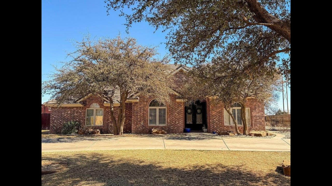 NEW LISTING: 7609 Prentiss Avenue Lubbock TX 79424