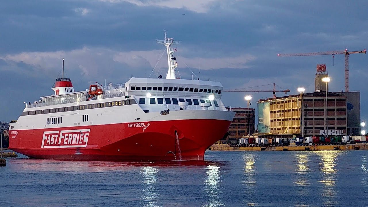Ferry FAST FERRIES ANDROS morning departure from Piraeus port 
