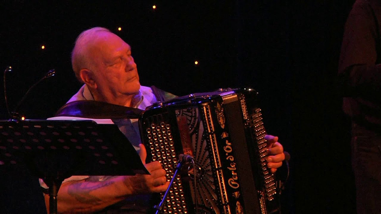 Roger Pluymers - Retour des Hirondelles