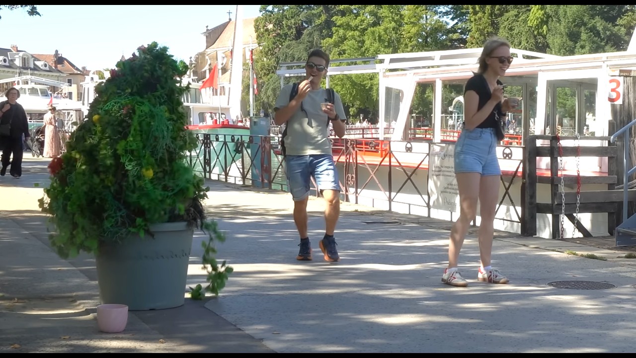 She couldn’t escape and this Happened (Funniest Scare Ever!)