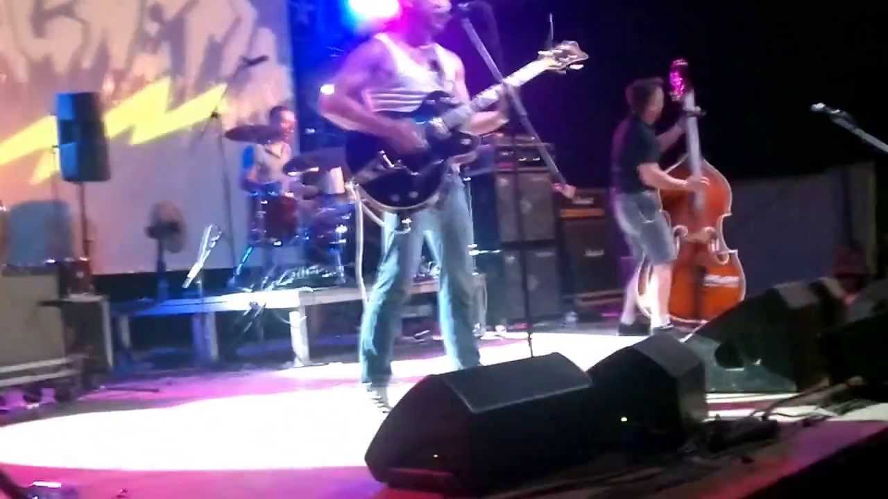 THE MAGNETIX - live at spain,pineda,psychobilly meeting 2013
