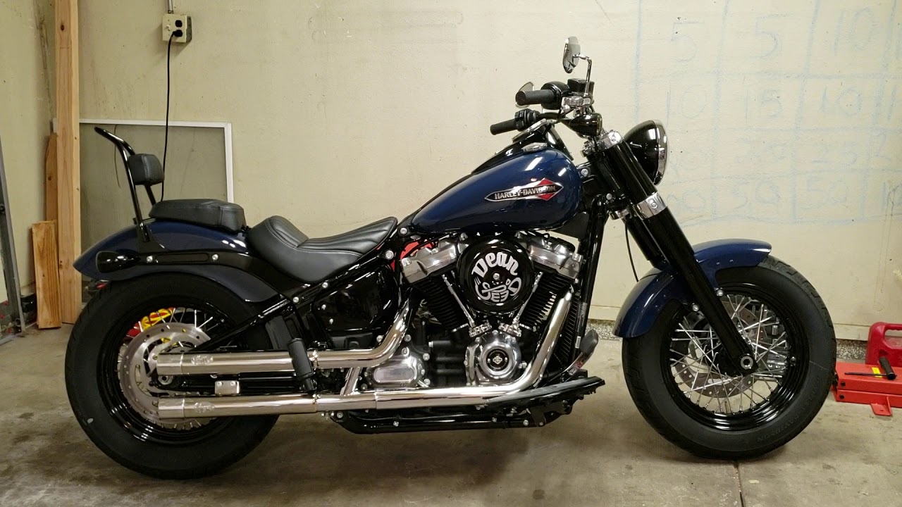 Softail Slim Street Bob seat