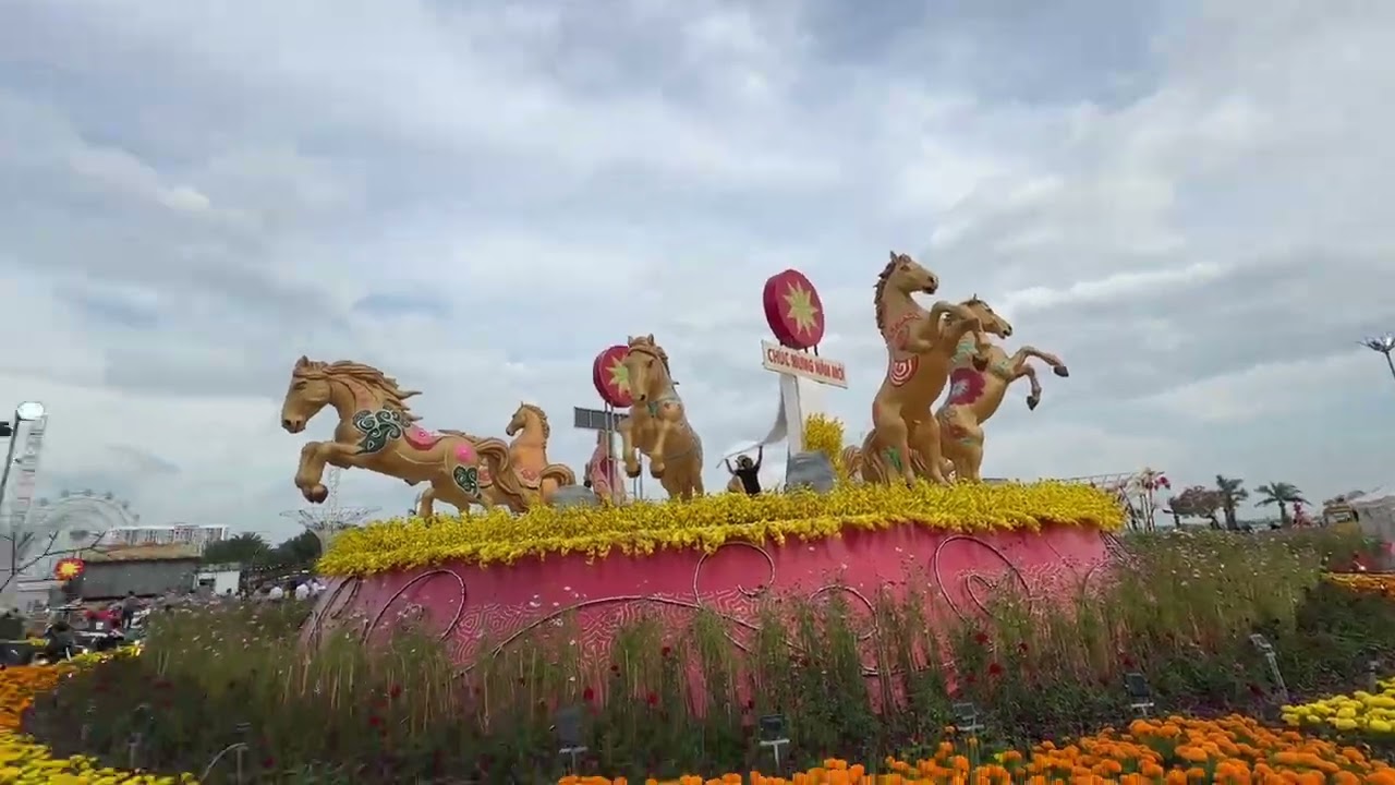 Chợ hoa xuân Phú gia ngày 25/12 /2025