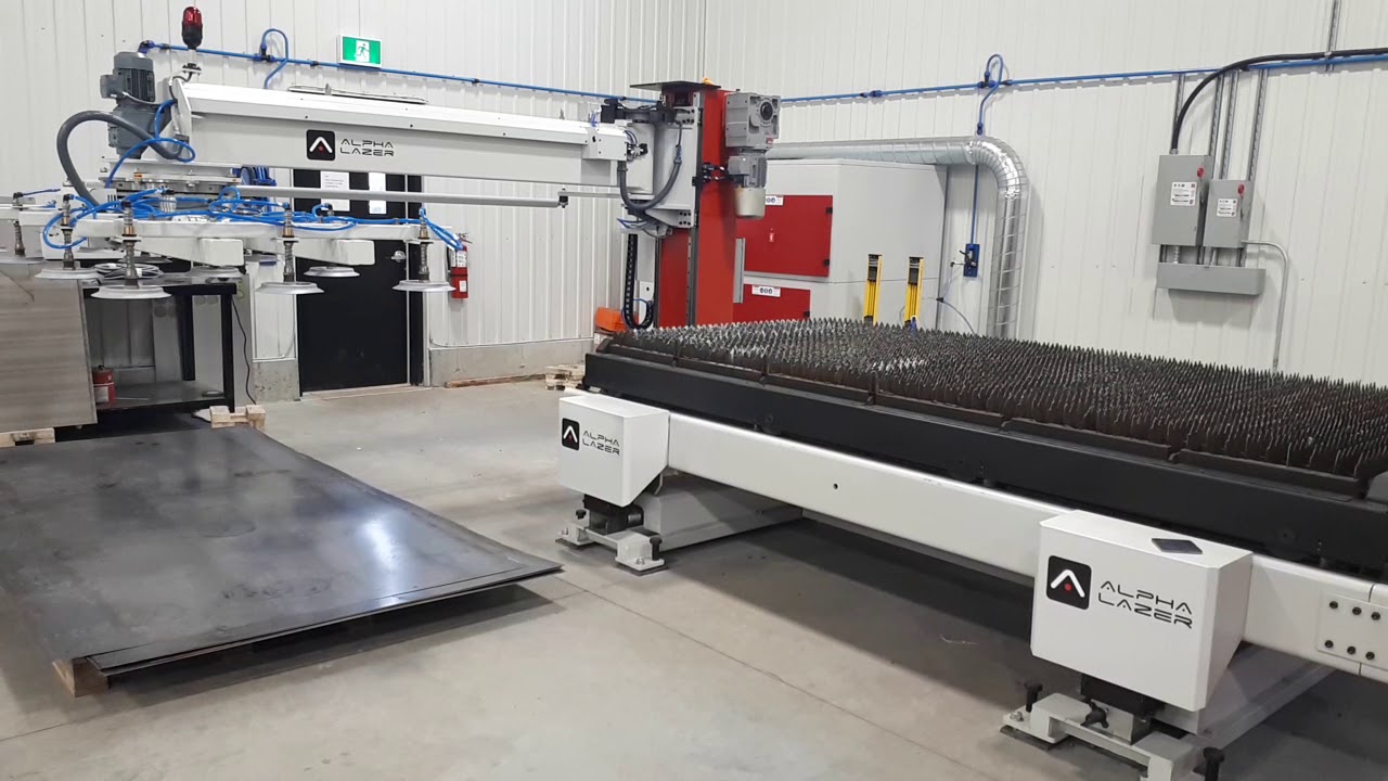 Automatic L-Arm Loader - Equipment - Alpha Lazer™ Fiber Laser Cutting Systems
