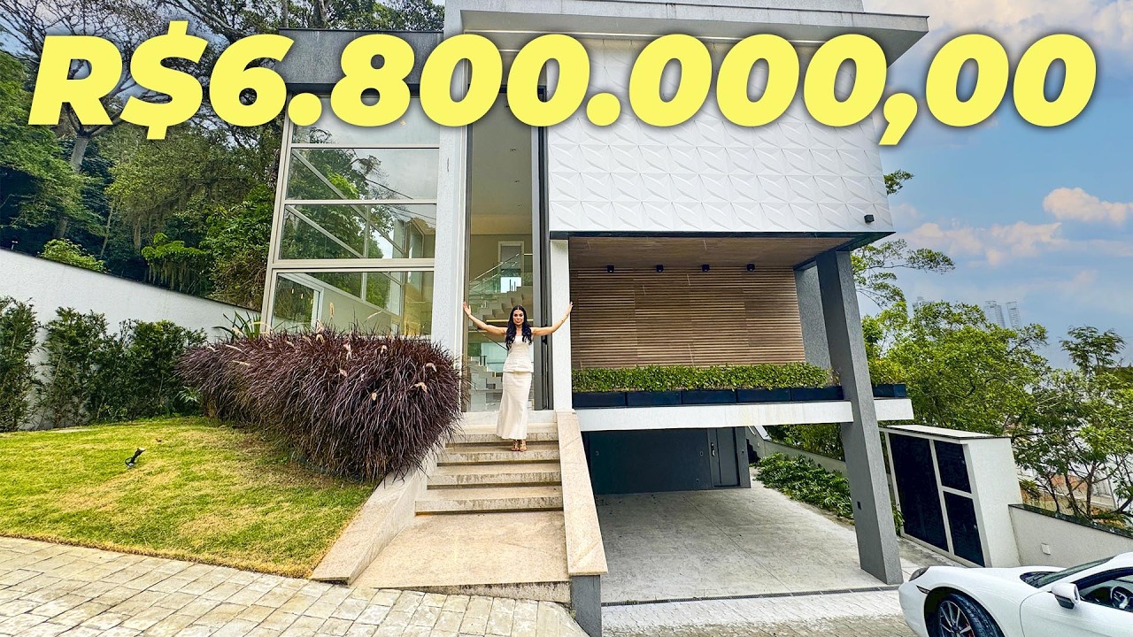 MANSÃO NA MELHOR LOCALIZAÇÃO SUPER LUXUOSA DE BALNEÁRIO CAMBORIÚ. NO CONDOMÍNIO DOS BILIONÁRIOS