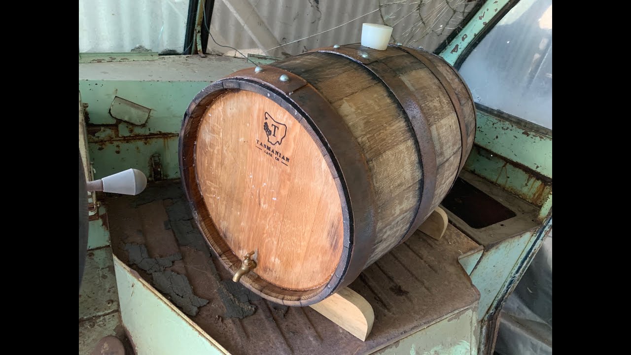 Severe Dehydration. rehydrating my Whiskey Barrel, 7 days to success .