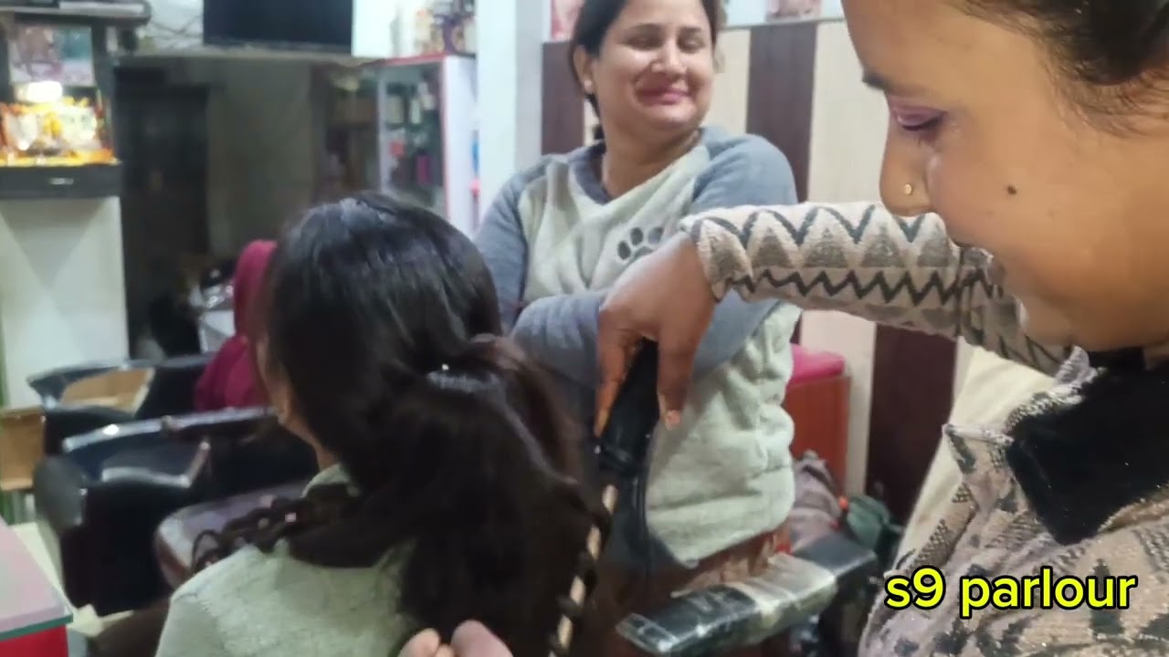 2026 में पार्लर कोर्स। पार्लर में ट्रेनिंग देते हुए हेयर curlstepbystep#curl#hairstyles #viralvideos