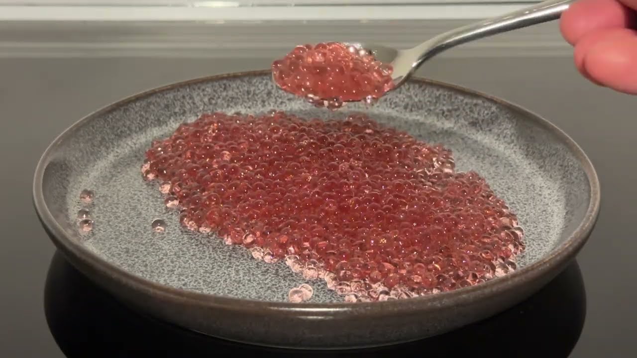 Spherification 🧪Transform your cocktails and dishes with molecular magic using the Caviar Box Kit