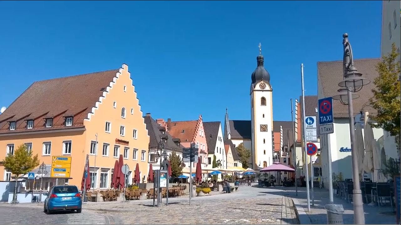 Schwandorf.  Wallfahrtskirche Zu Unserer Lieben Frau vom Kreuzberg: Pfarrkirche Oberpfalz in Bayern