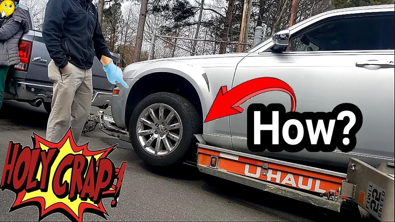 Этого водителя эвакуатора Uhaul могут уволить за это. Это ужасно.