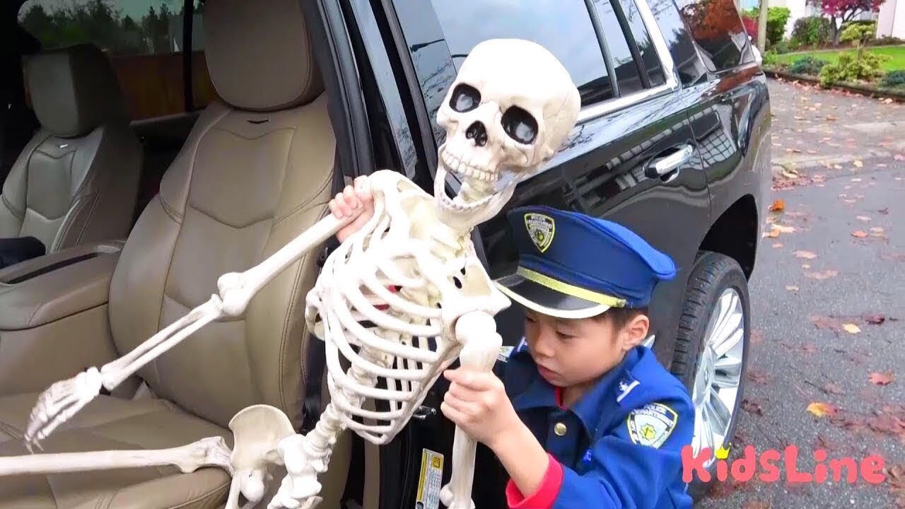 ガイコツを逮捕する！！