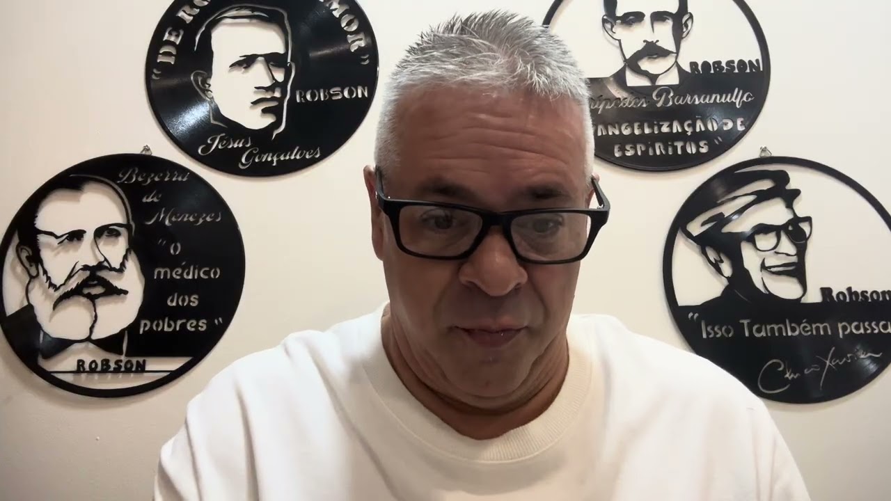 10 minutos com Emmanuel.                       No portal da luz - lição 8
