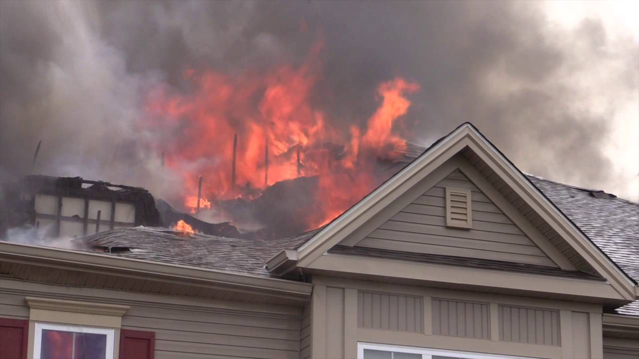 Upper Macungie Strikes 3 Alarms fo Windswept Apartment Fire   10 9 16