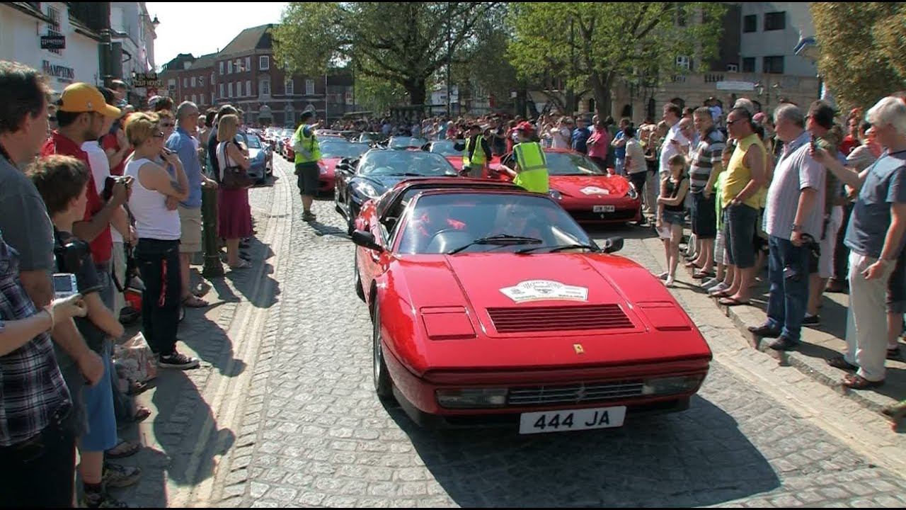 Ferrari Owners Club at Horsham Piazza