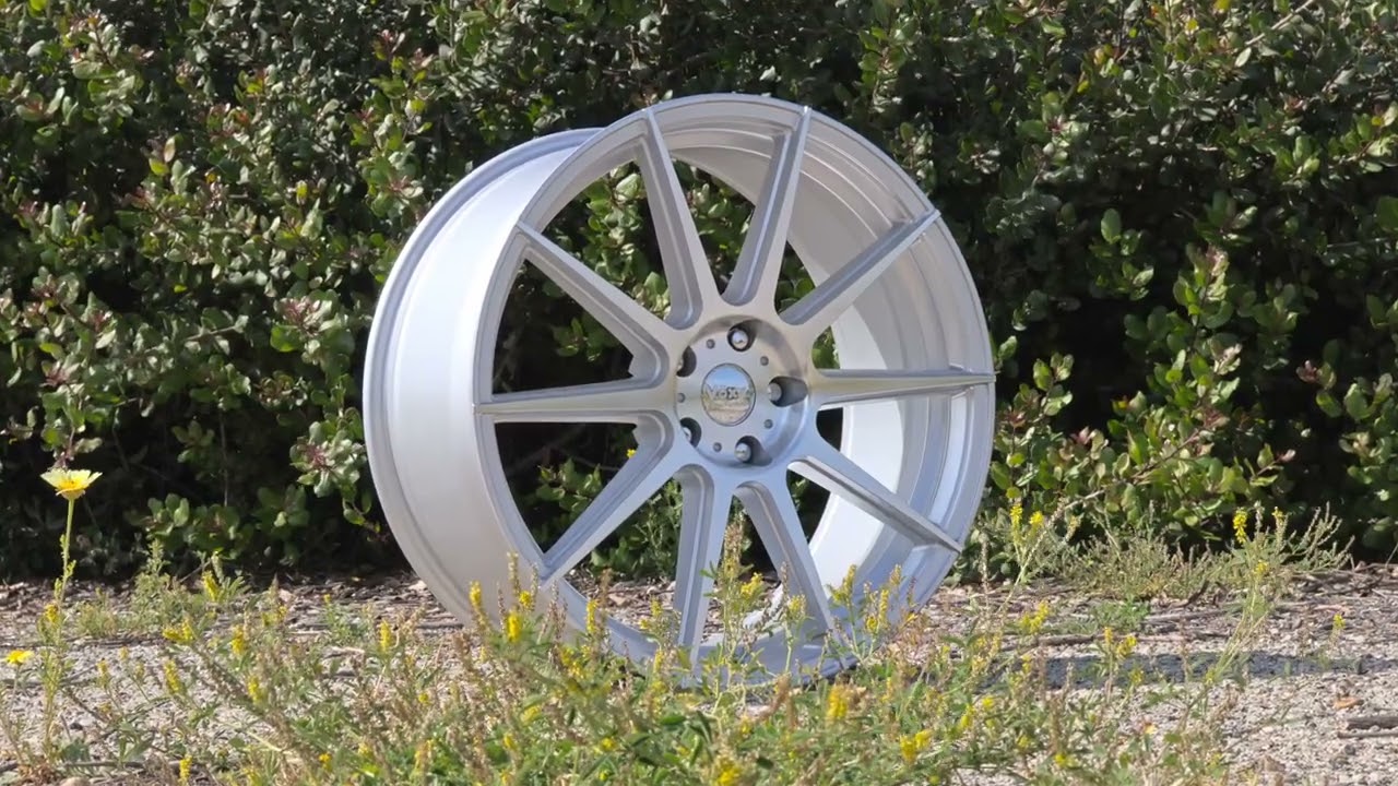 Lucca Wheel by Vöxx | Silver Machined Face