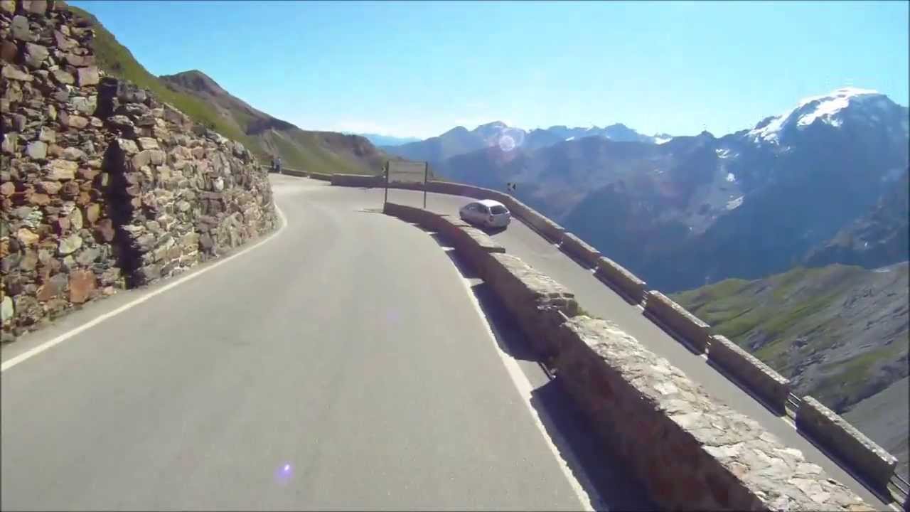 Stelvio Pass - 48 haipins from top to bottom (Tibet Hutte' to Gomagoi).