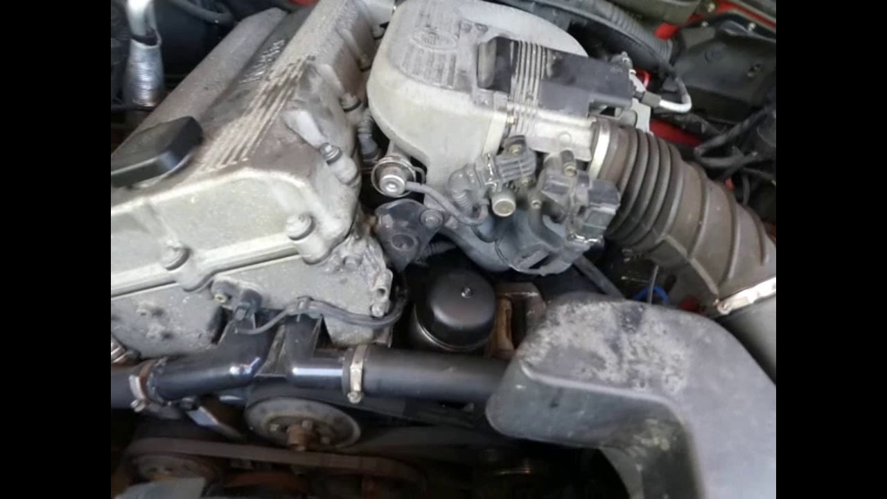 BMW 318iS Oil Filter Housing