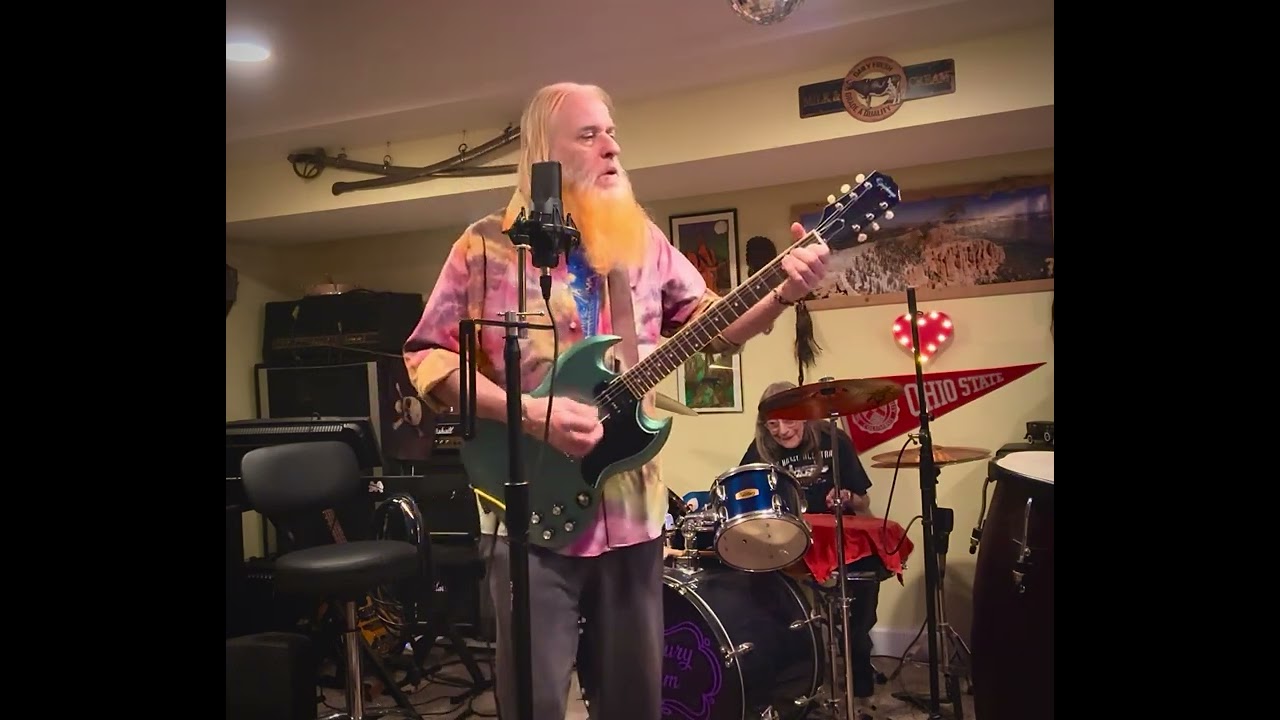 I’m So Glad cover of Cream with Simple Sara on drums 